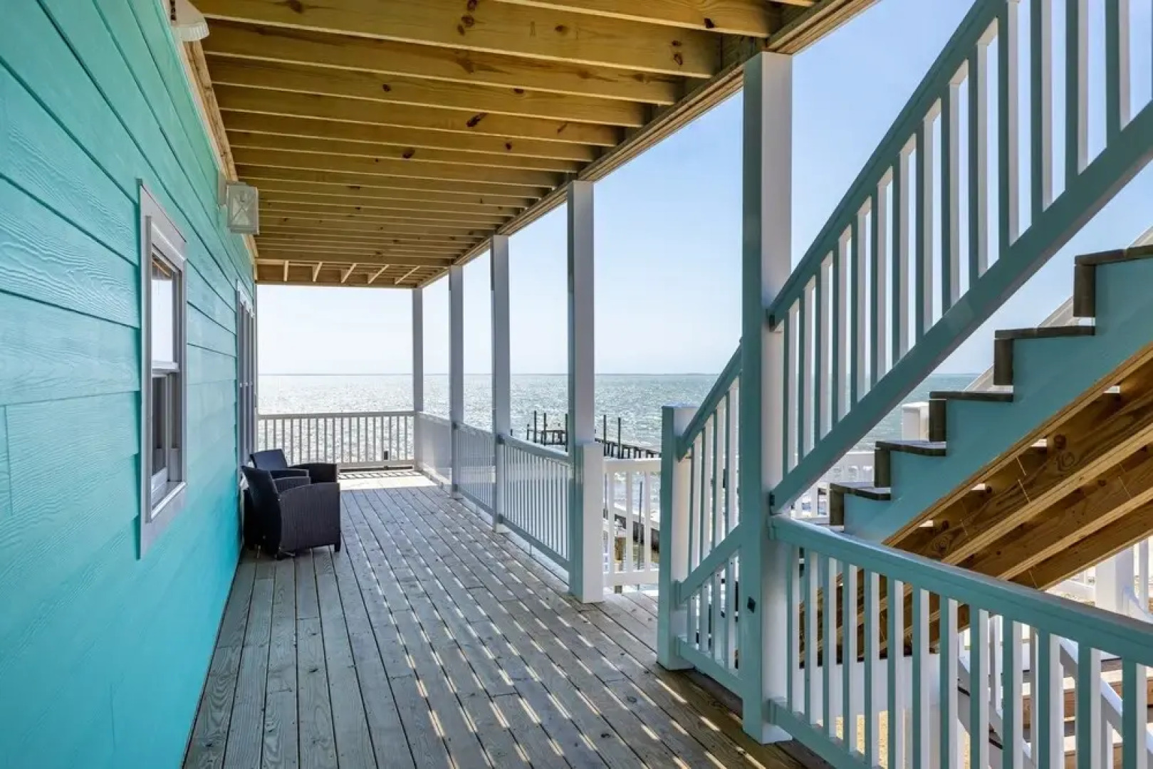 Lookout Harbor 7 Bedroom Home by RedAwning