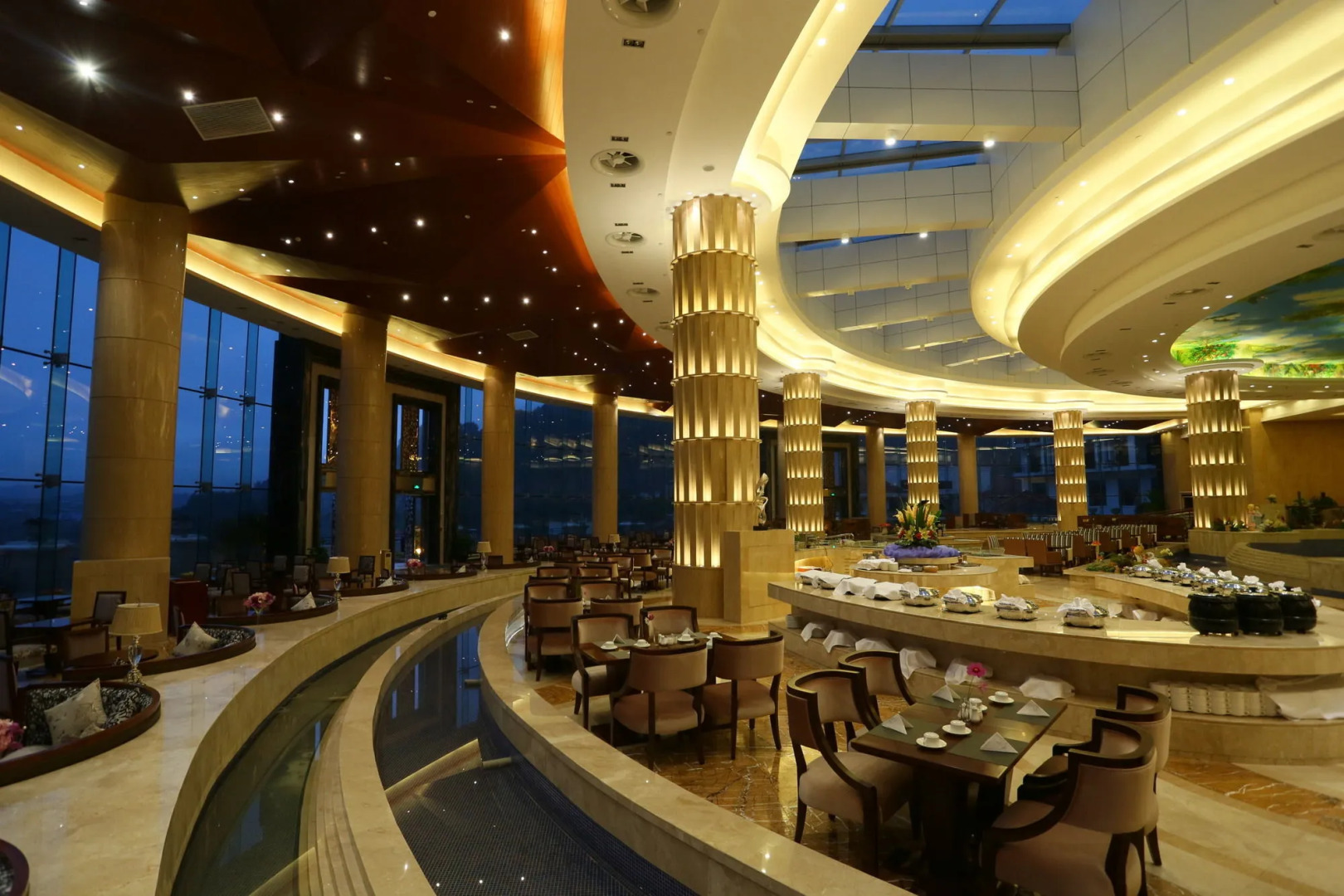 Zhangjiajie Country Garden Phoenix Suites Hotel