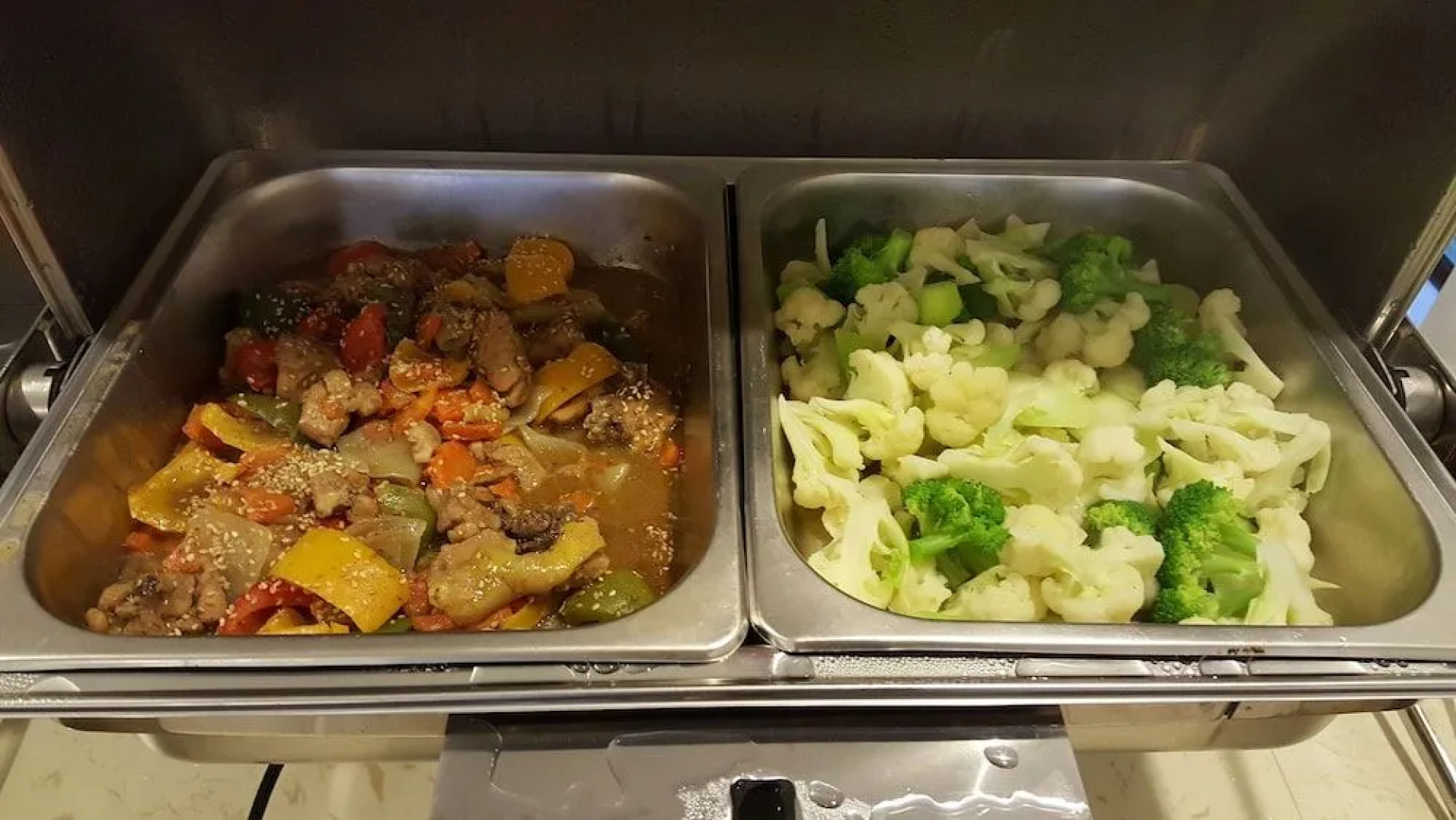 Thai Hoa Riverside Hotel