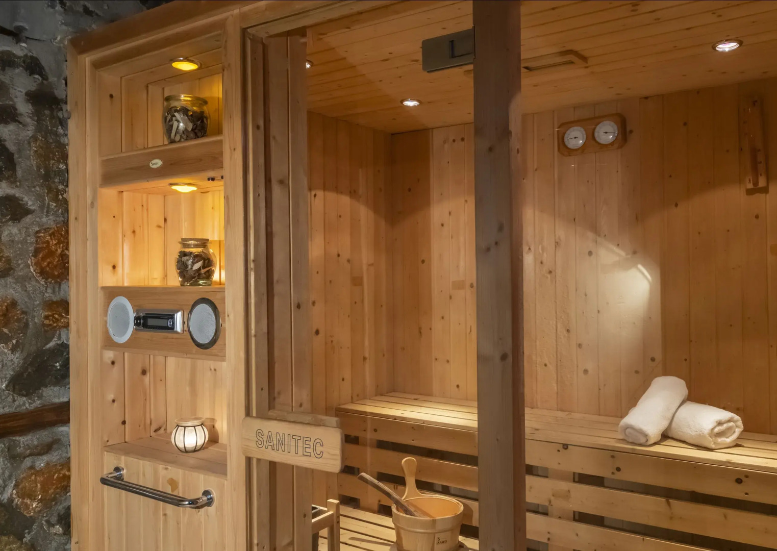 Rouga Mountain Boutique Suites & Spa