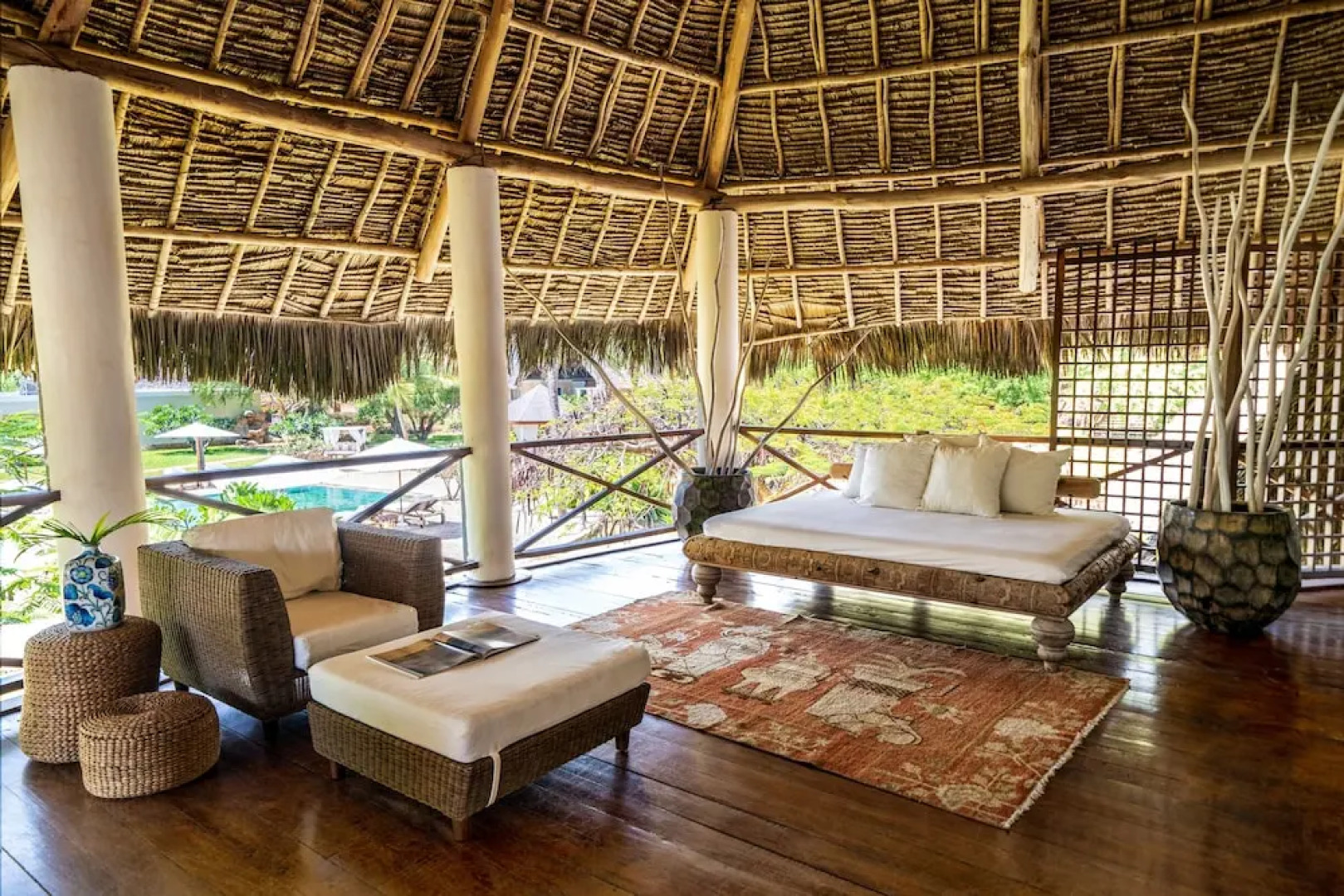 Billionaire Beachfront Apartments