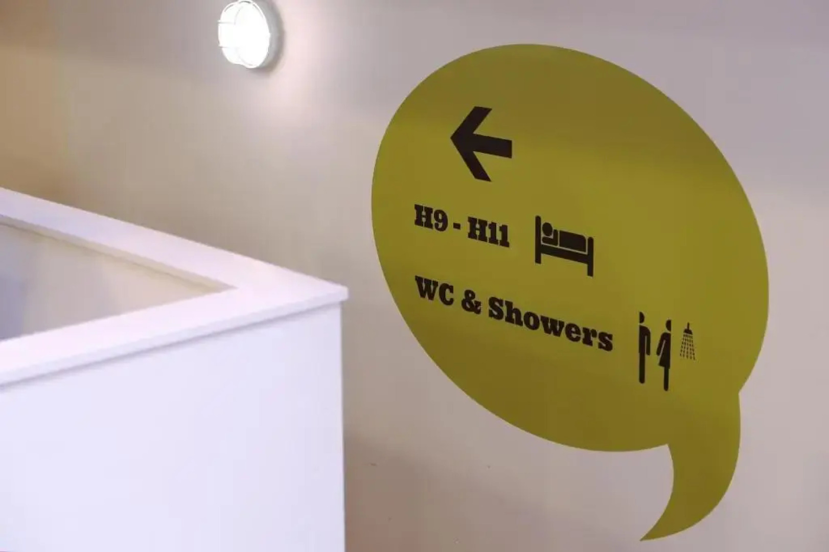 Hola Hostal Eixample - Hostel