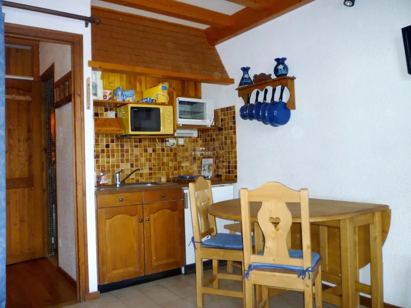 Apartment with One Bedroom in Crest-Voland, with Wonderful Mountain View And Furnished Terrace - 10 M From the Slopes