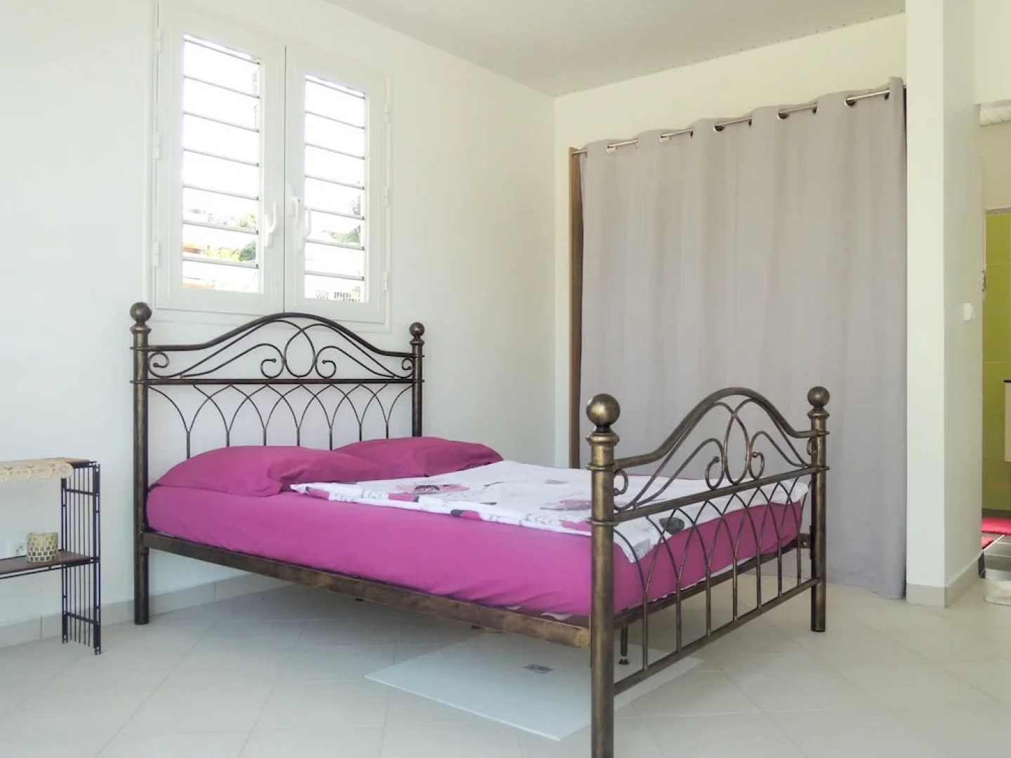 House With one Bedroom in Les Trois-îlets, With Pool Access, Enclosed