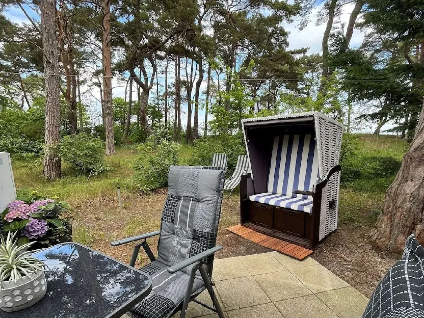 Holiday Home With Direct Access to the Beach