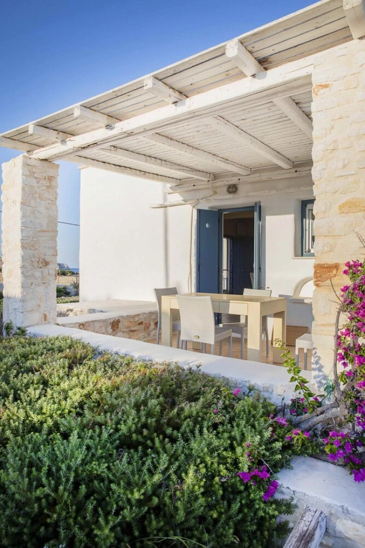 Relax by Mikri Santa Maria Beach - 2 Bedroom House