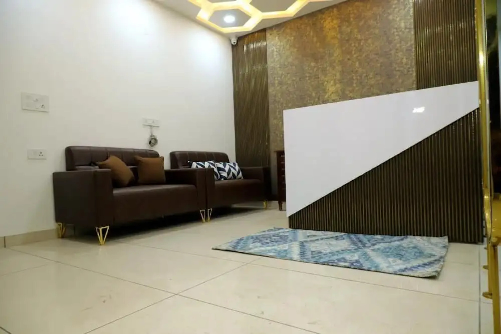 Hotel Lyf Suites - bahadurgarh