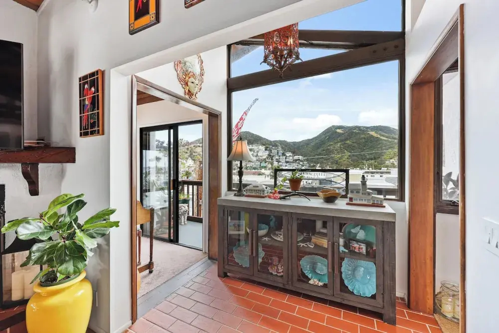 Catalina Courtyard Suites