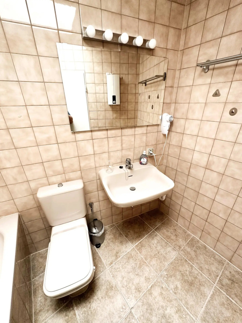 Nice City-Center Apartment for 1-2p