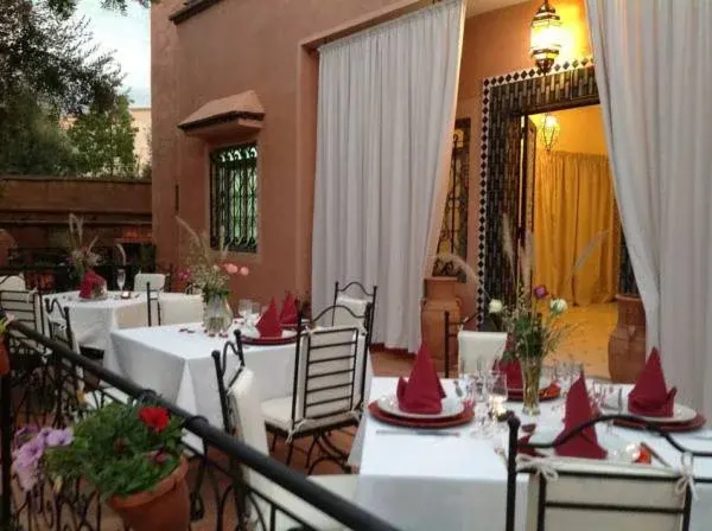 Riad and Villa Emy Les Une Nuits