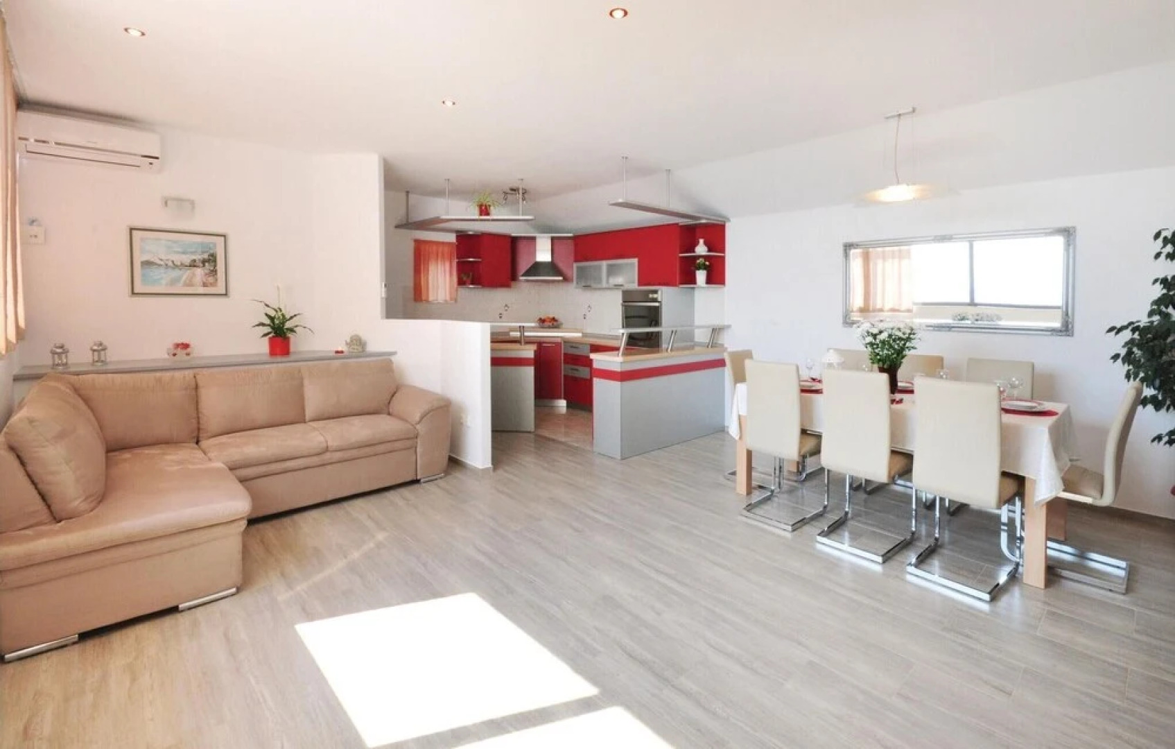 Amazing Home in Omis With Sauna, Wifi and 6 Bedrooms