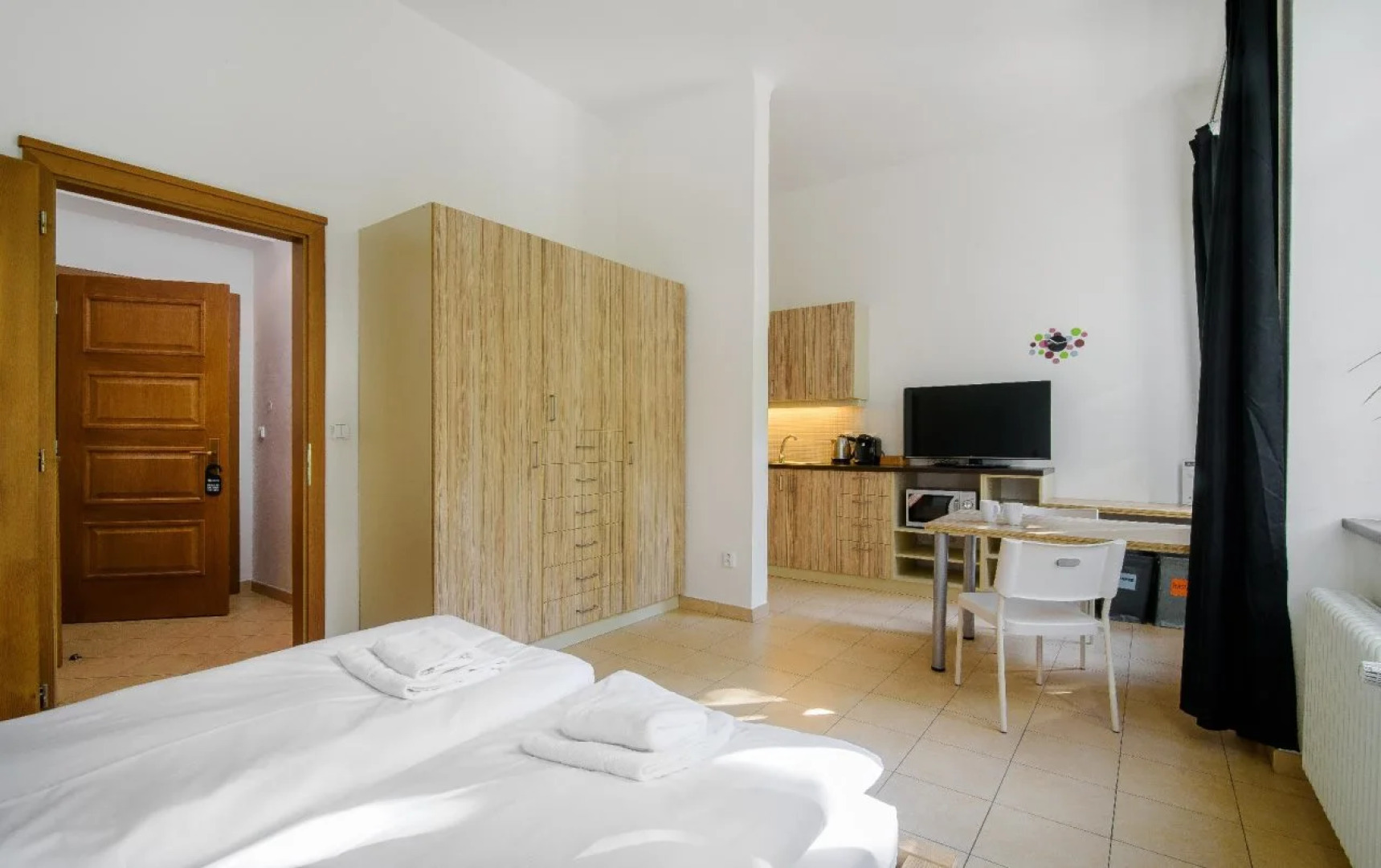 Ginosi Elema Apartel