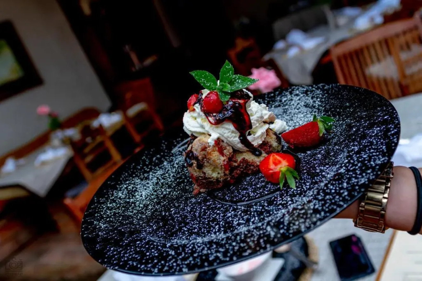 Ráspi Apartman Étterem és Borászat