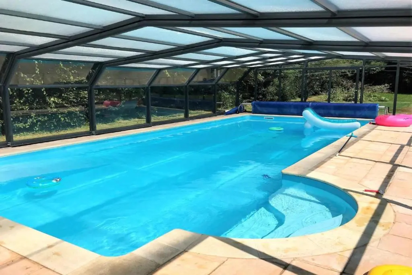 Villa de plain-pied avec WIFI, piscine privée sous abris haut à PLEUMEUR-BODOU - Ref 461