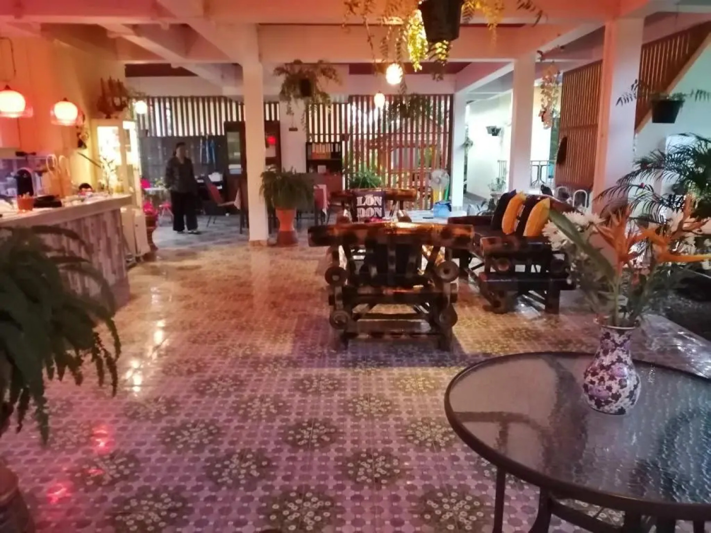 Bed & Breakfast To-Co