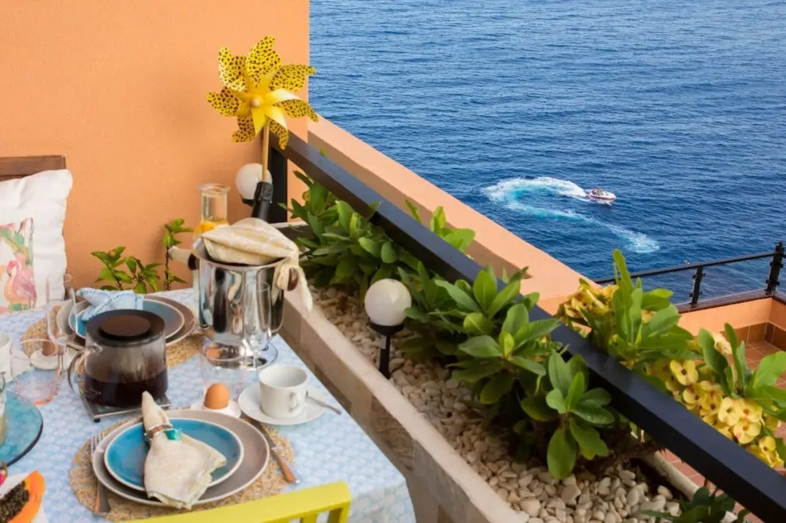 Calm & Luxury House Directly To The Sea