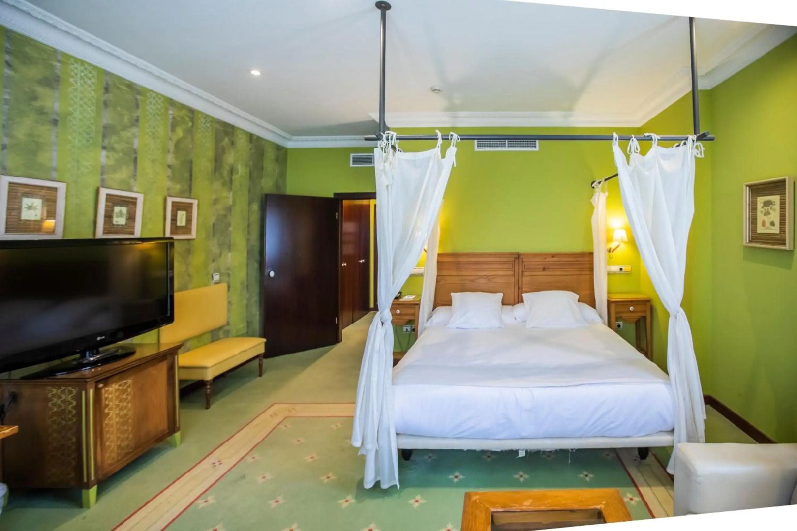 Soho Boutique Vistahermosa