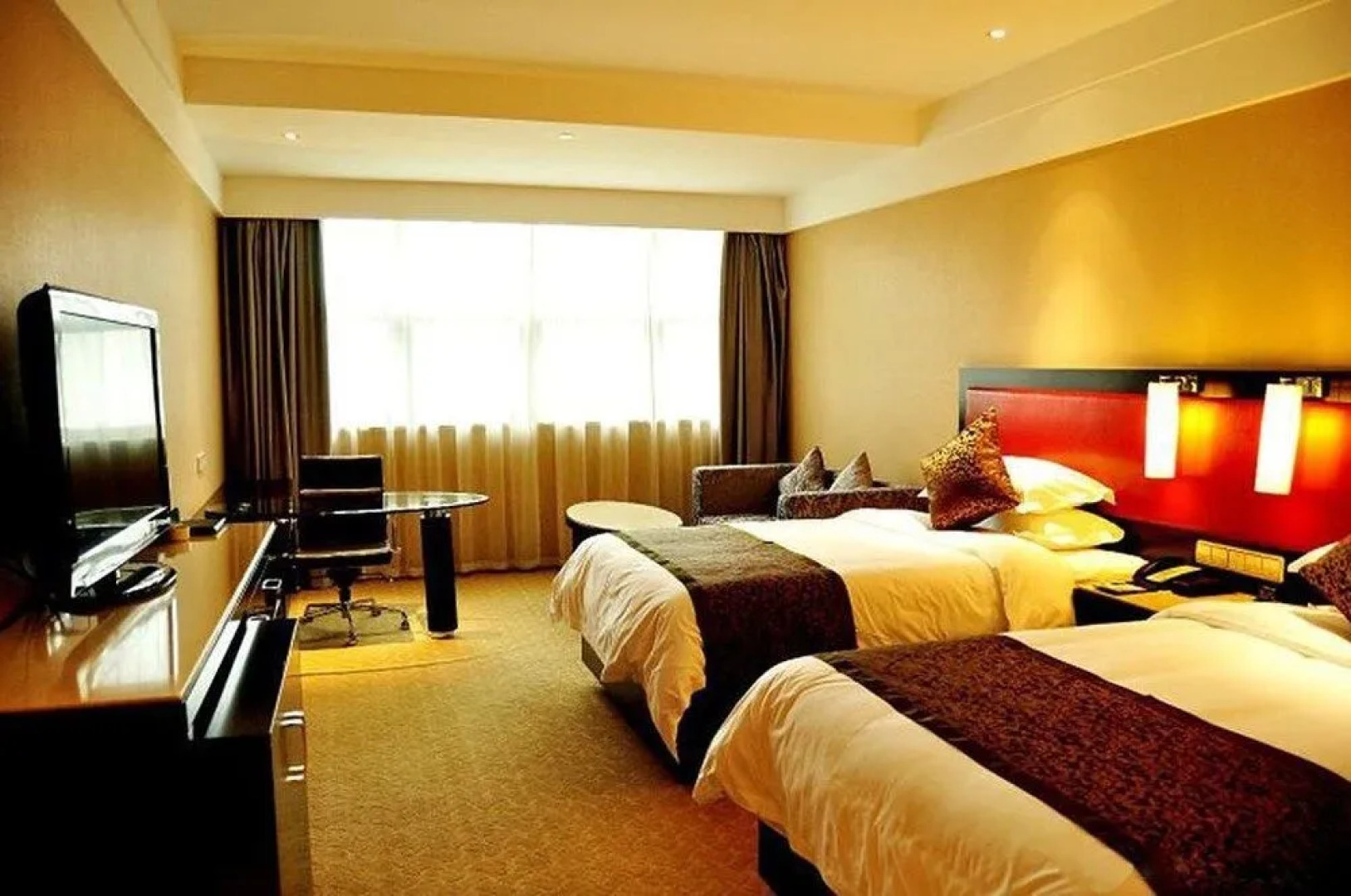 Empire Holiday Hotel - Nantong