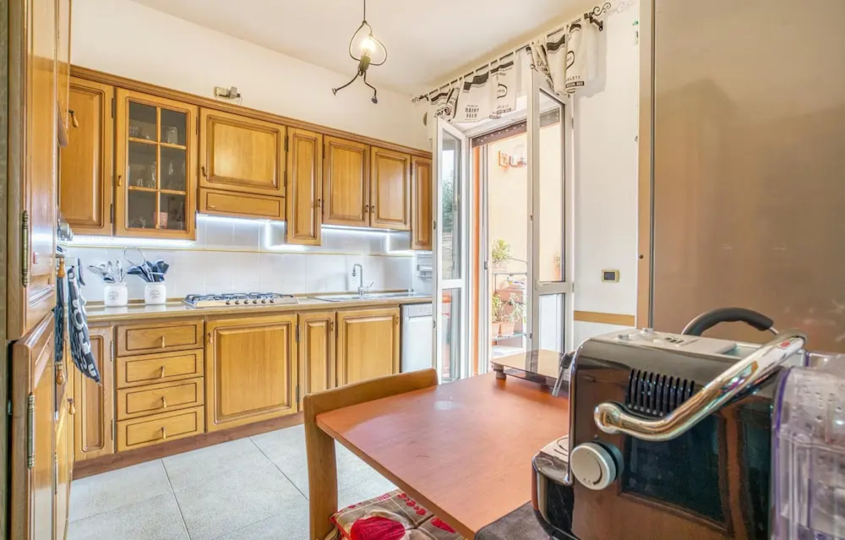 Nice Home in Martinsicuro With 4 Bedrooms and Wifi