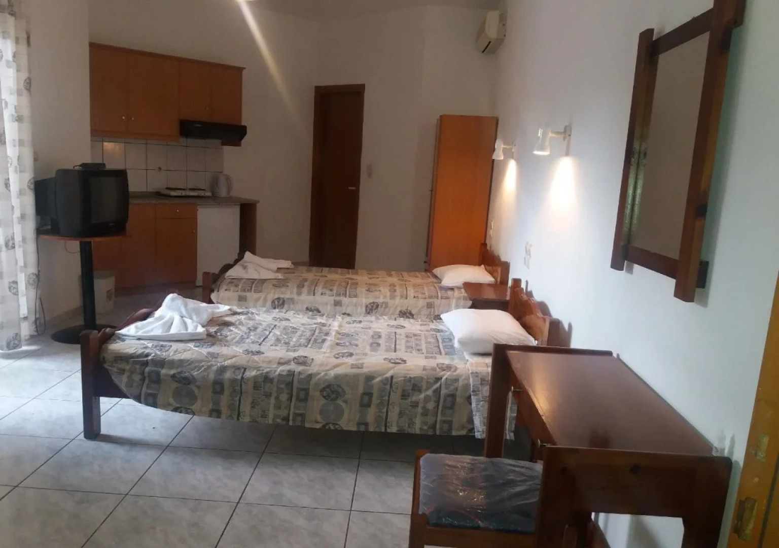 Proto House Apartments