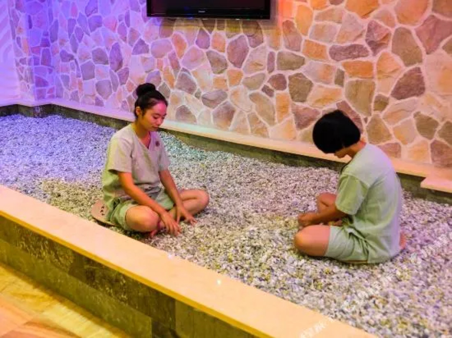 Li Shui Sands Hot Spring Hotel