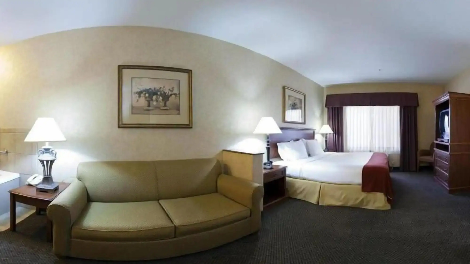 Holiday Inn Express Hotel & Suites Barstow-Outlet Center by IHG