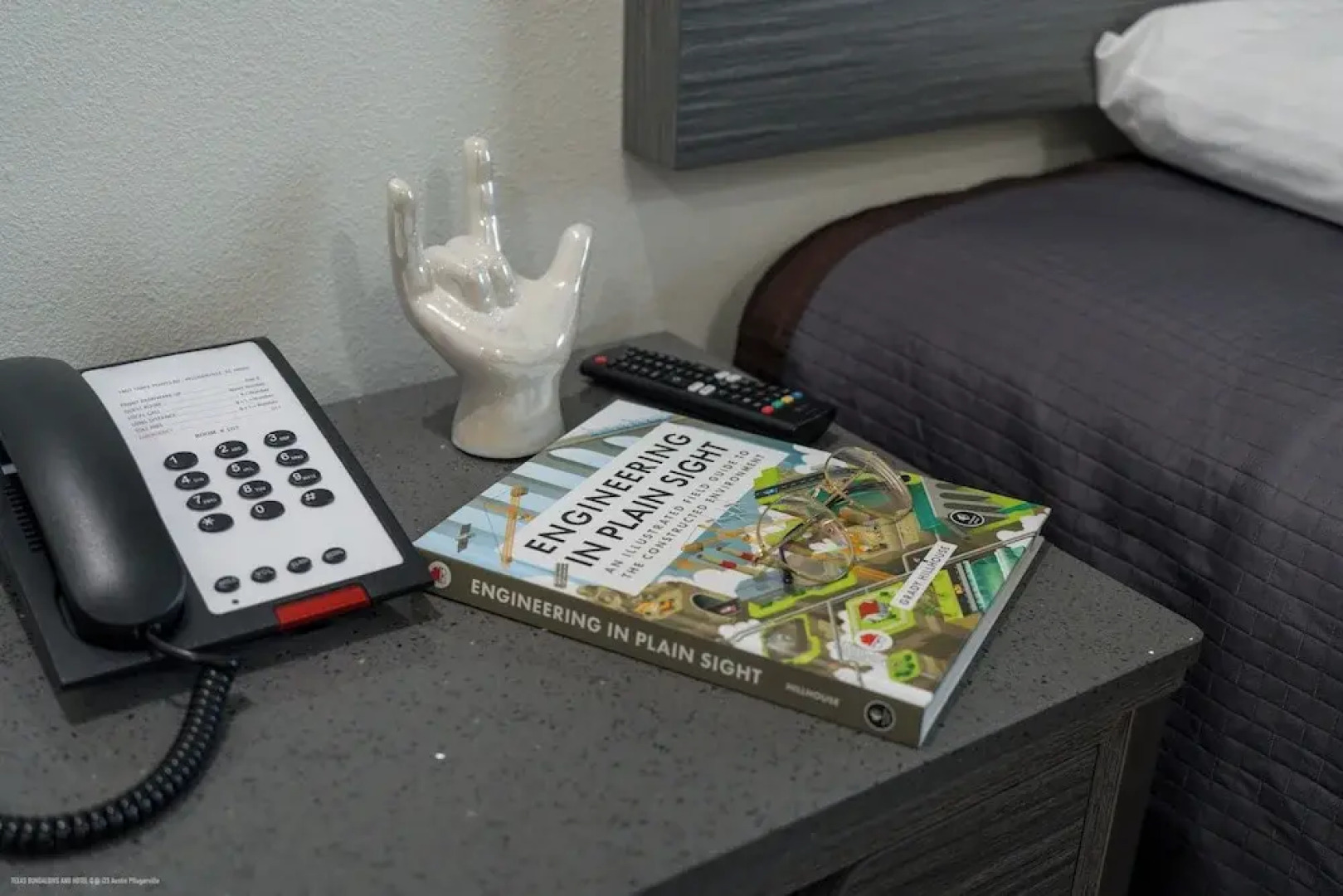 Texas Bungalows Hotel & Hotel Que at  i35 Austin Pflugerville