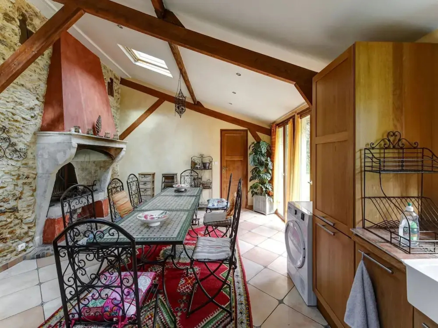 Pleasant Holiday Home in Raizeux With Garden