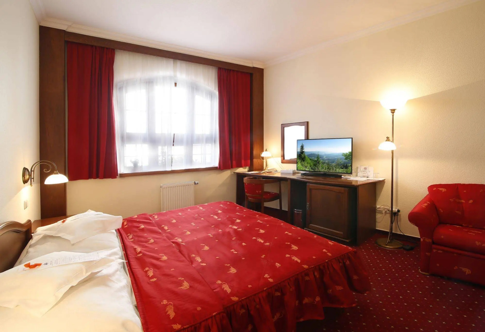 Agh Hotel