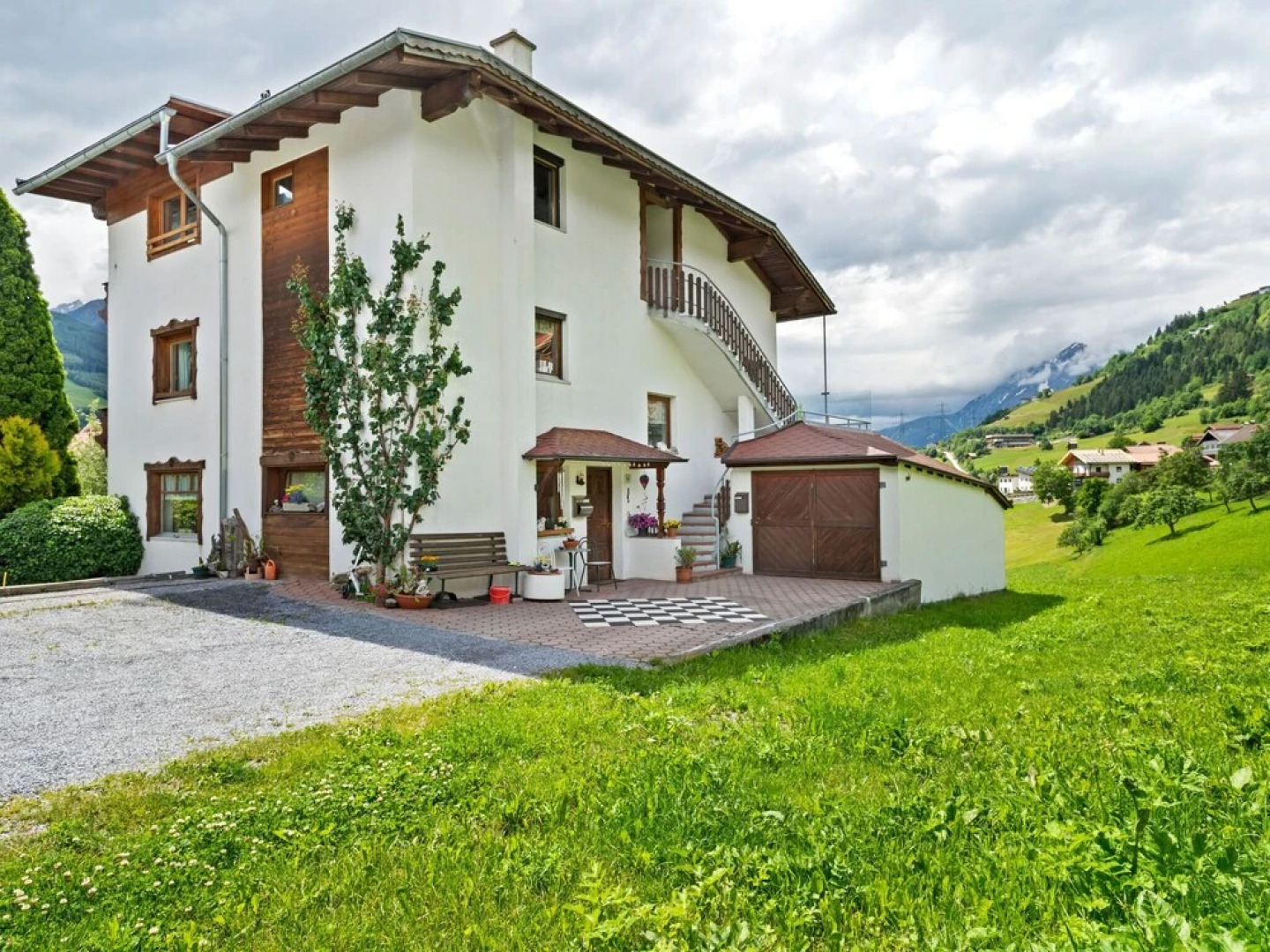 Simplistic Apartment in Fließ near Gachenblick Mountain