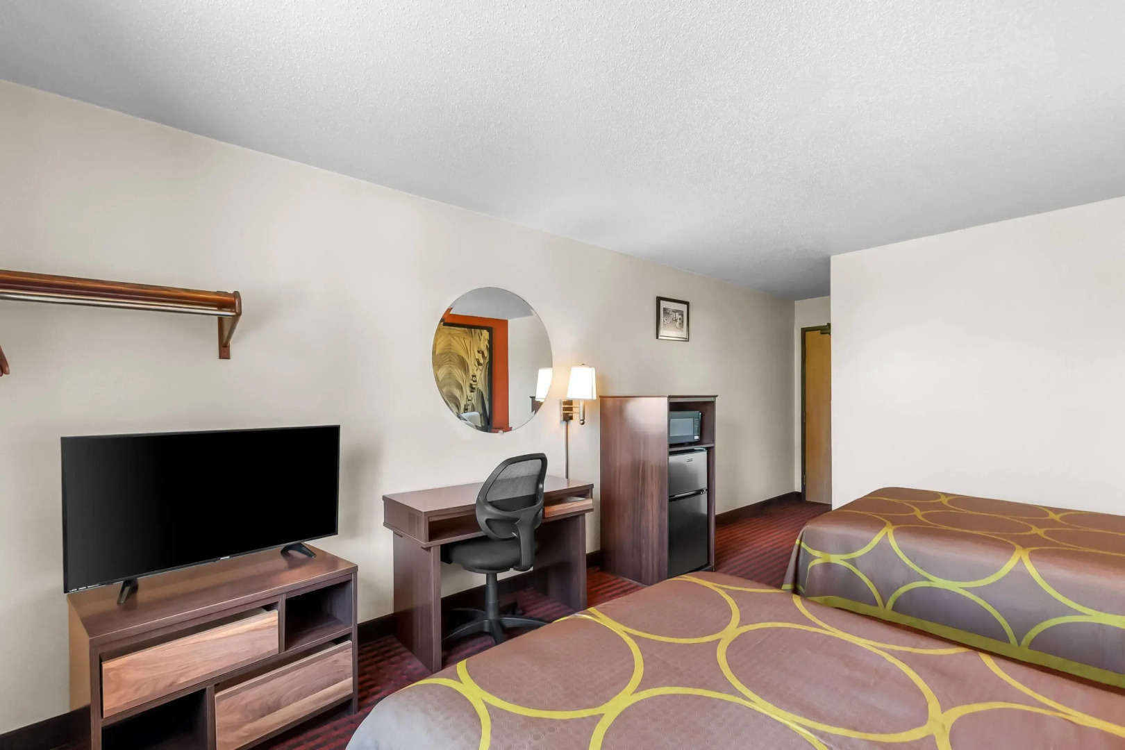 Super 8 by Wyndham Dumfries/Quantico