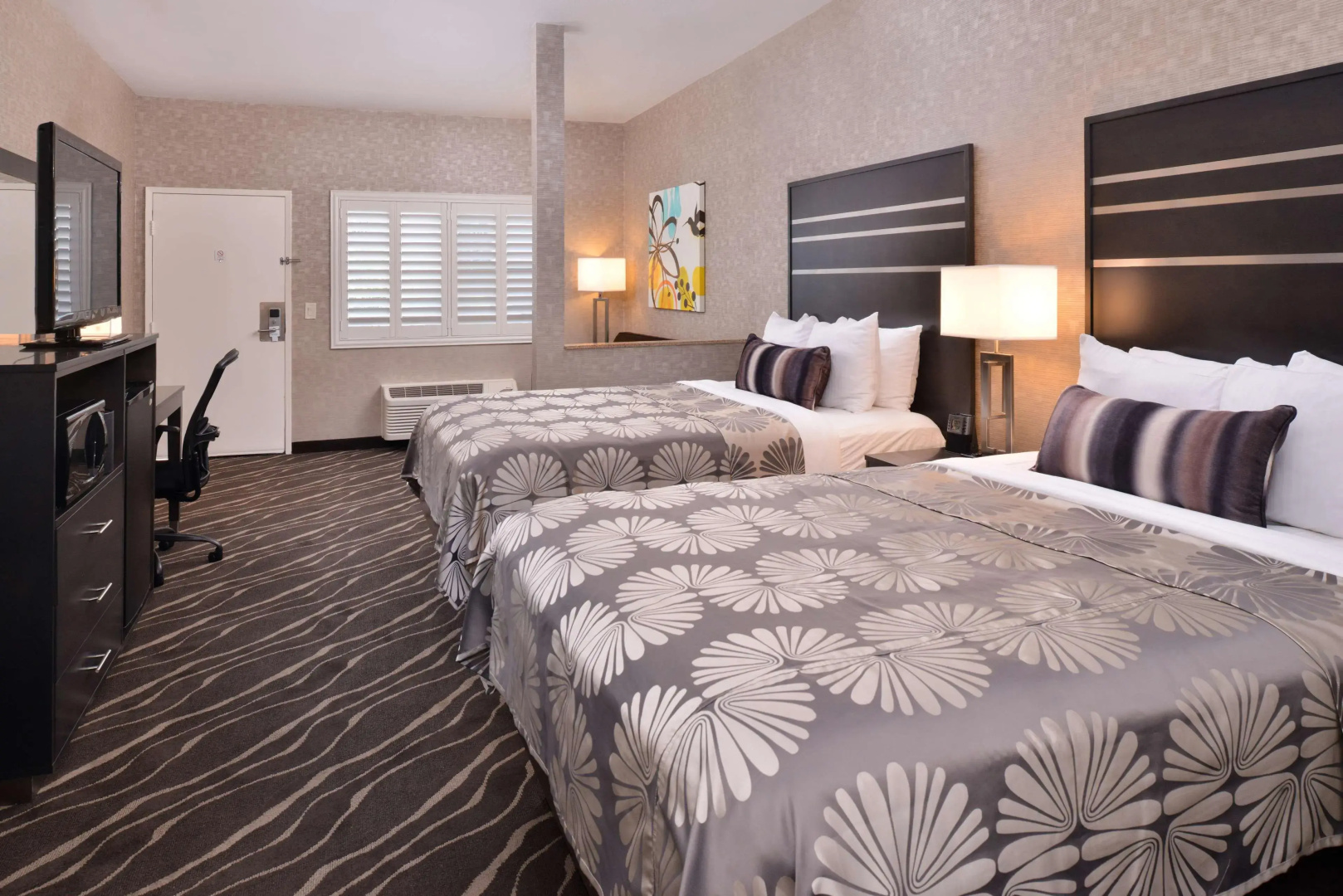 Best Western Plus Park Place Inn - Mini Suites