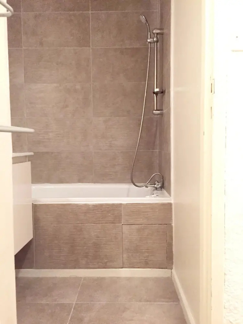 Studio in Les Deux Alpes, With Wonderful Mountain View and Terrace - 400 m From the Slopes