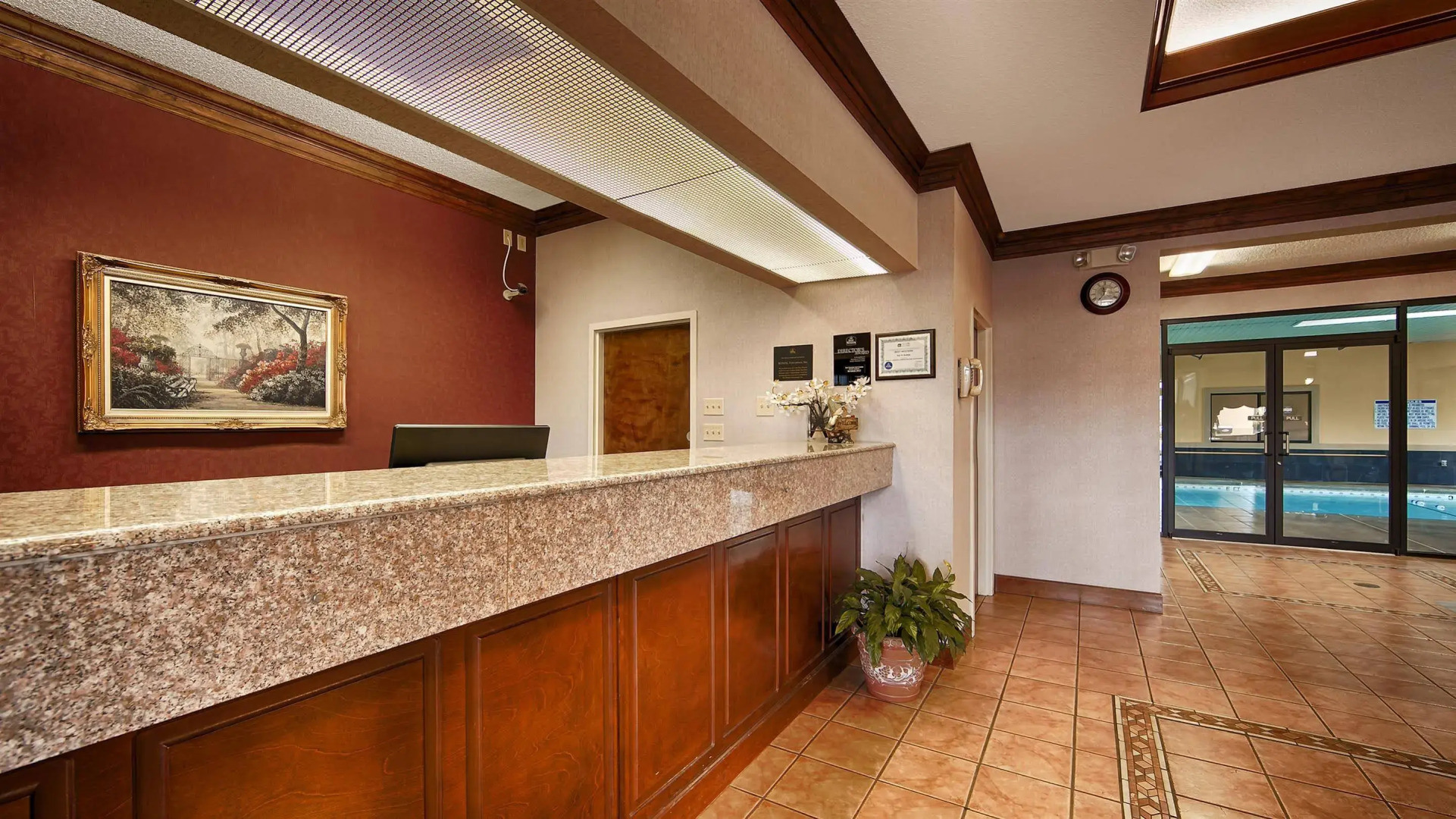 Best Western Inn & Suites