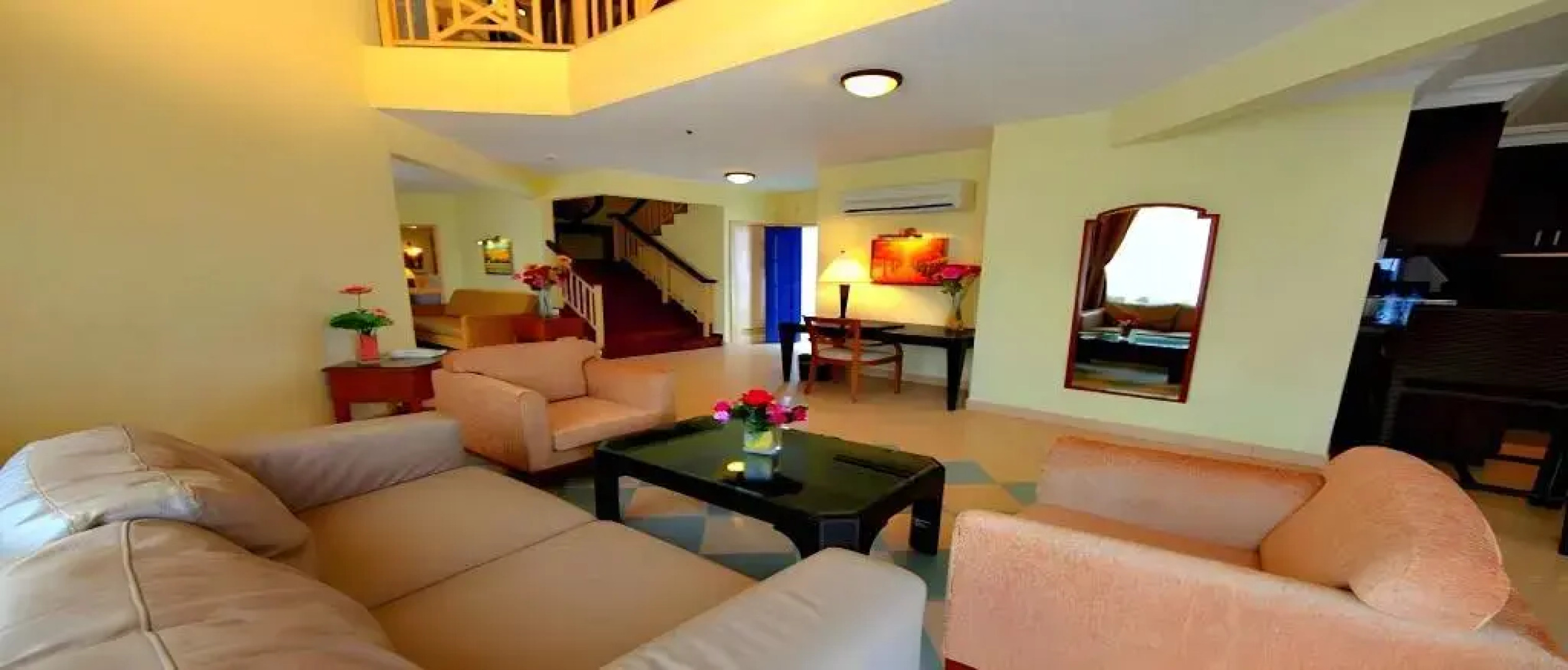 Lotus Hotel Masjid India