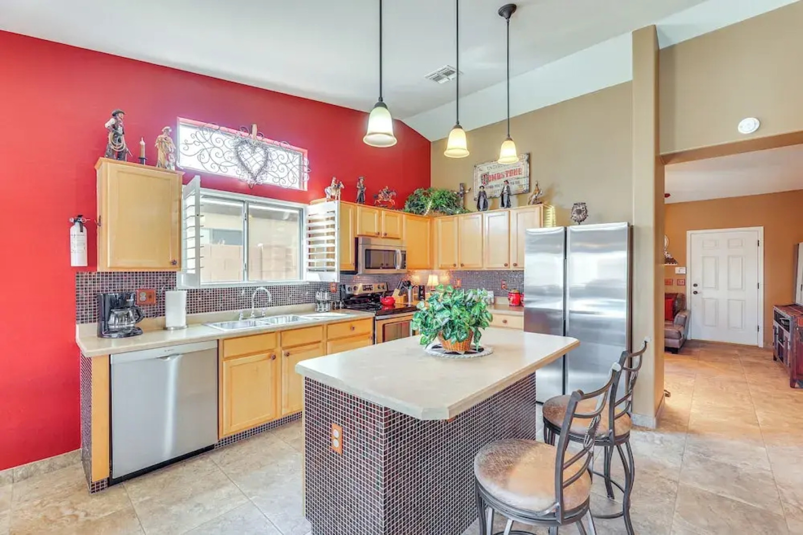 Queen Creek Home w/ Pool: Swim, Golf & Explore!