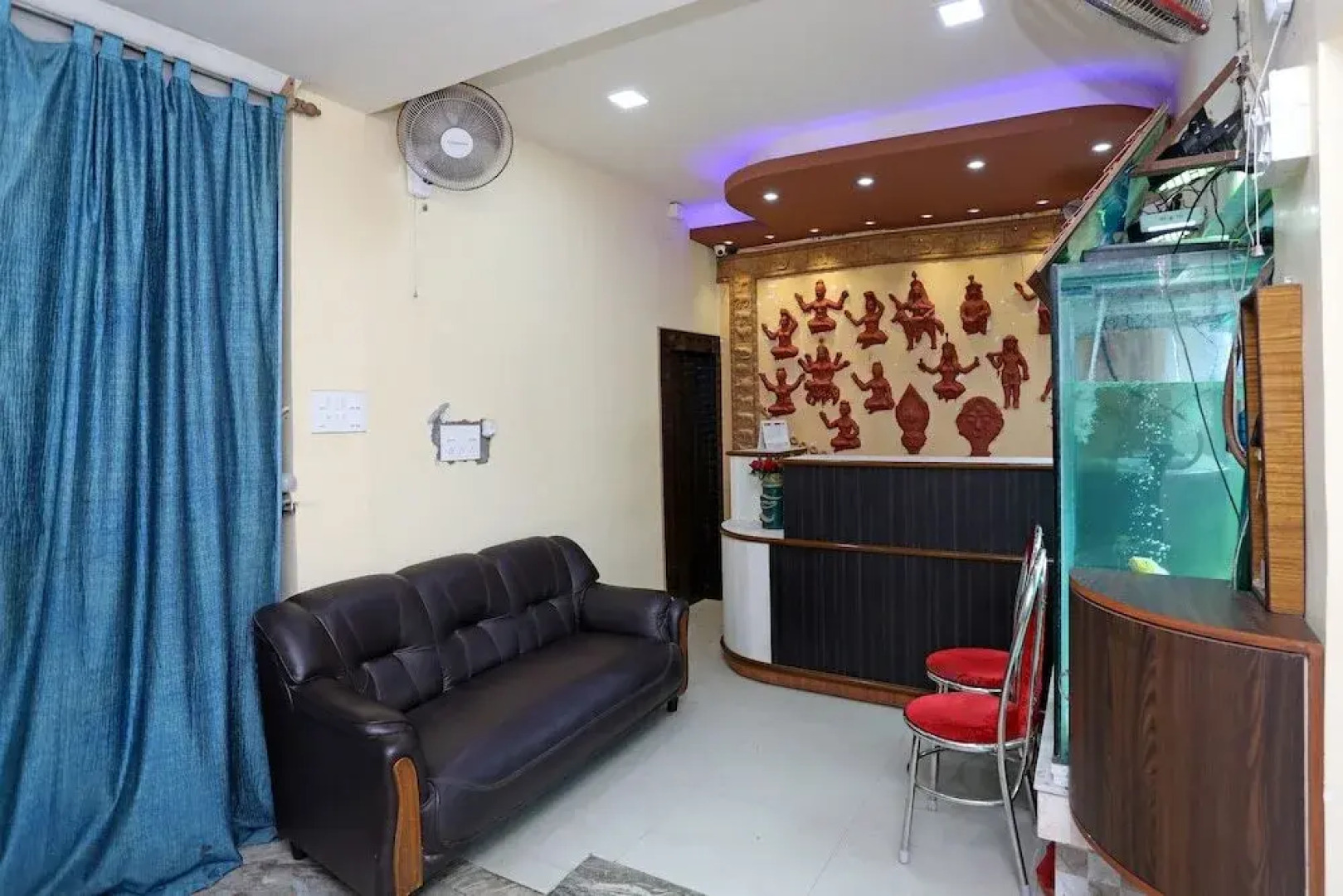 Hotel Roland Inn by OYO Rooms