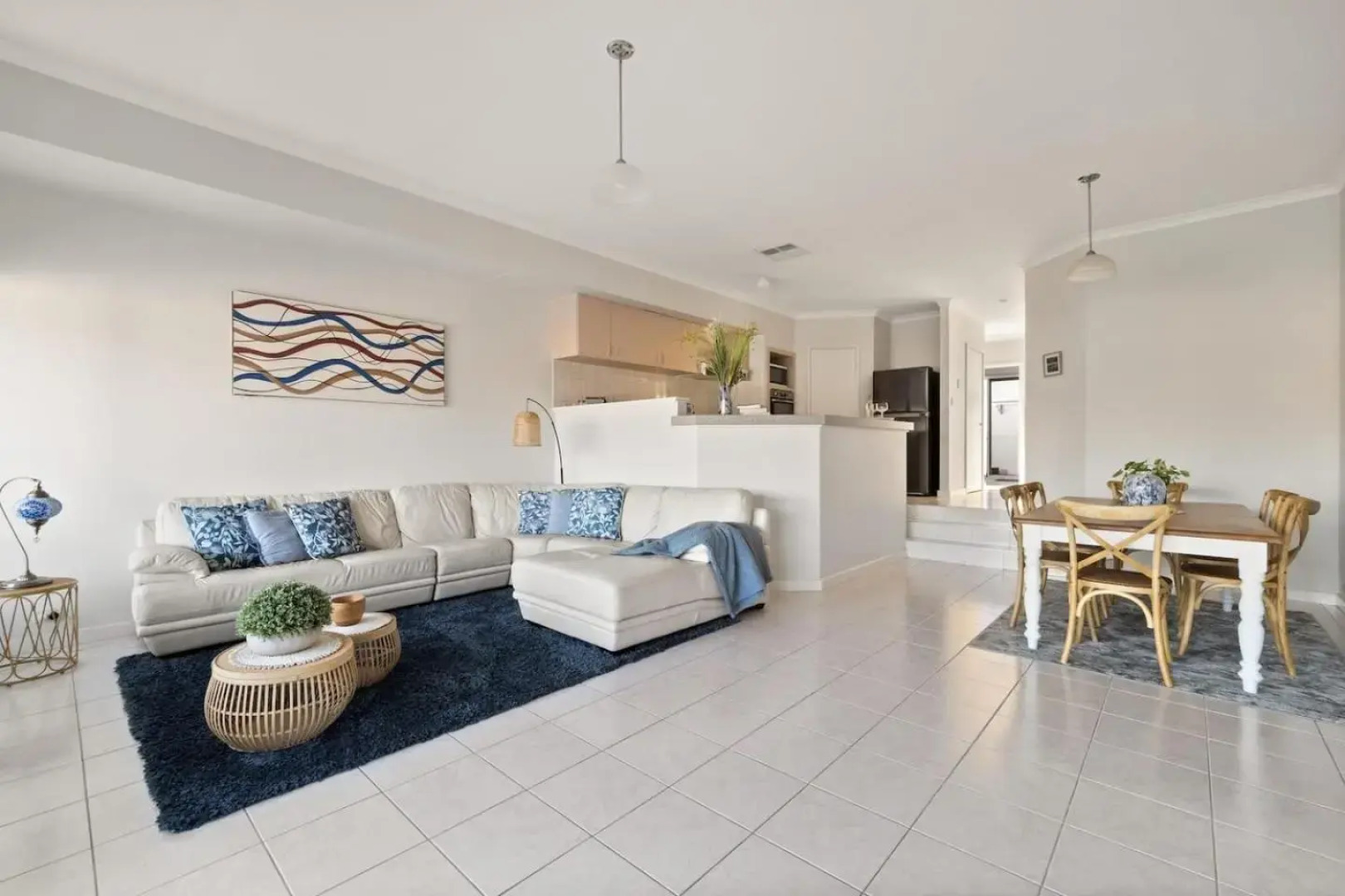 Canal Home -Close to Beach and City Centre