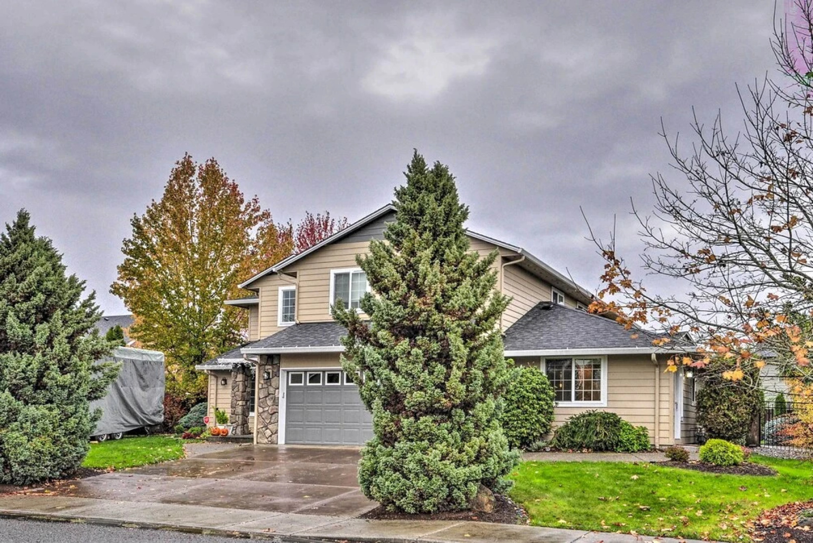 Chic Battle Ground Apartment ~ 18 Mi to Vancouver!