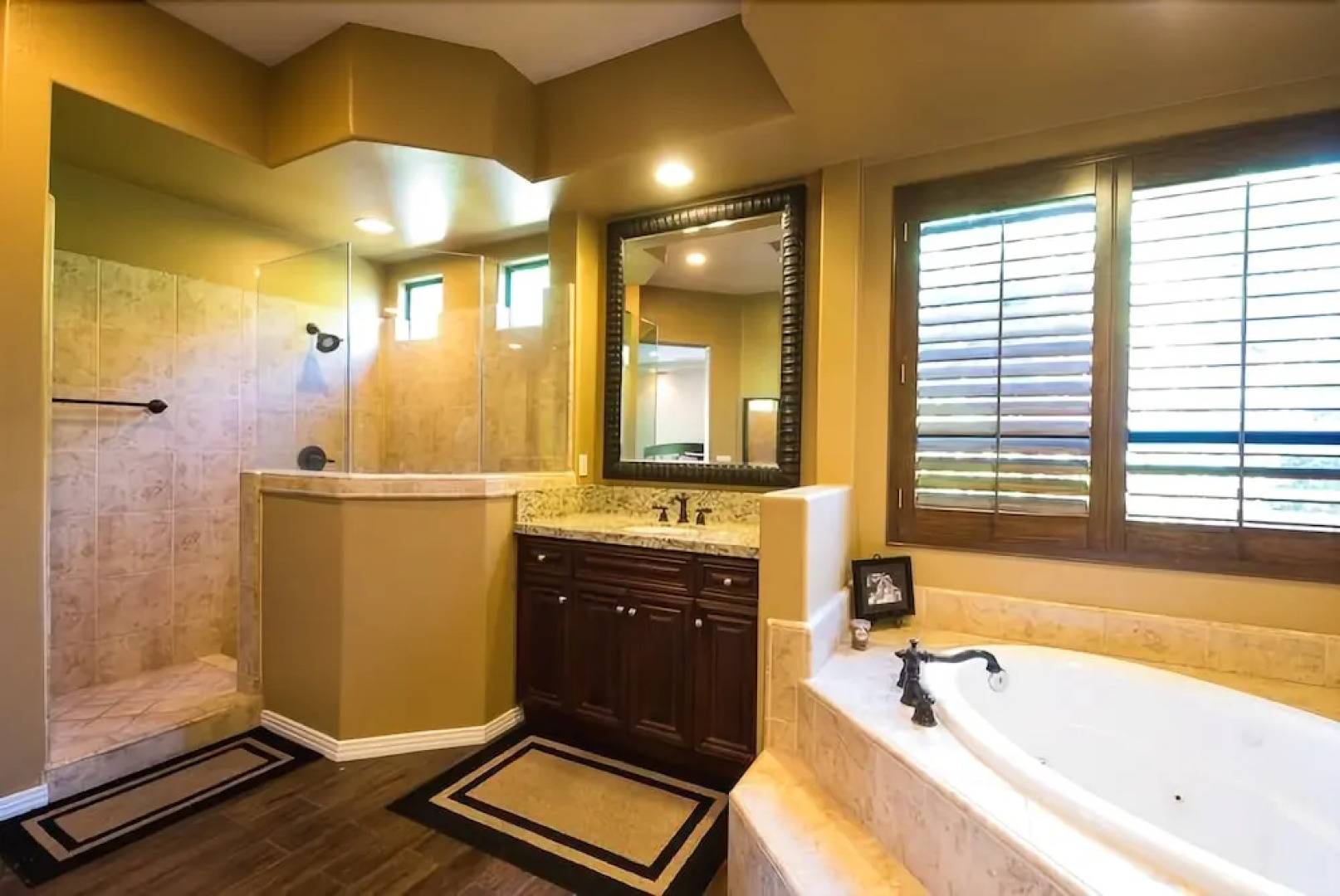 Stagecoach Luxury Four Bedroom Home