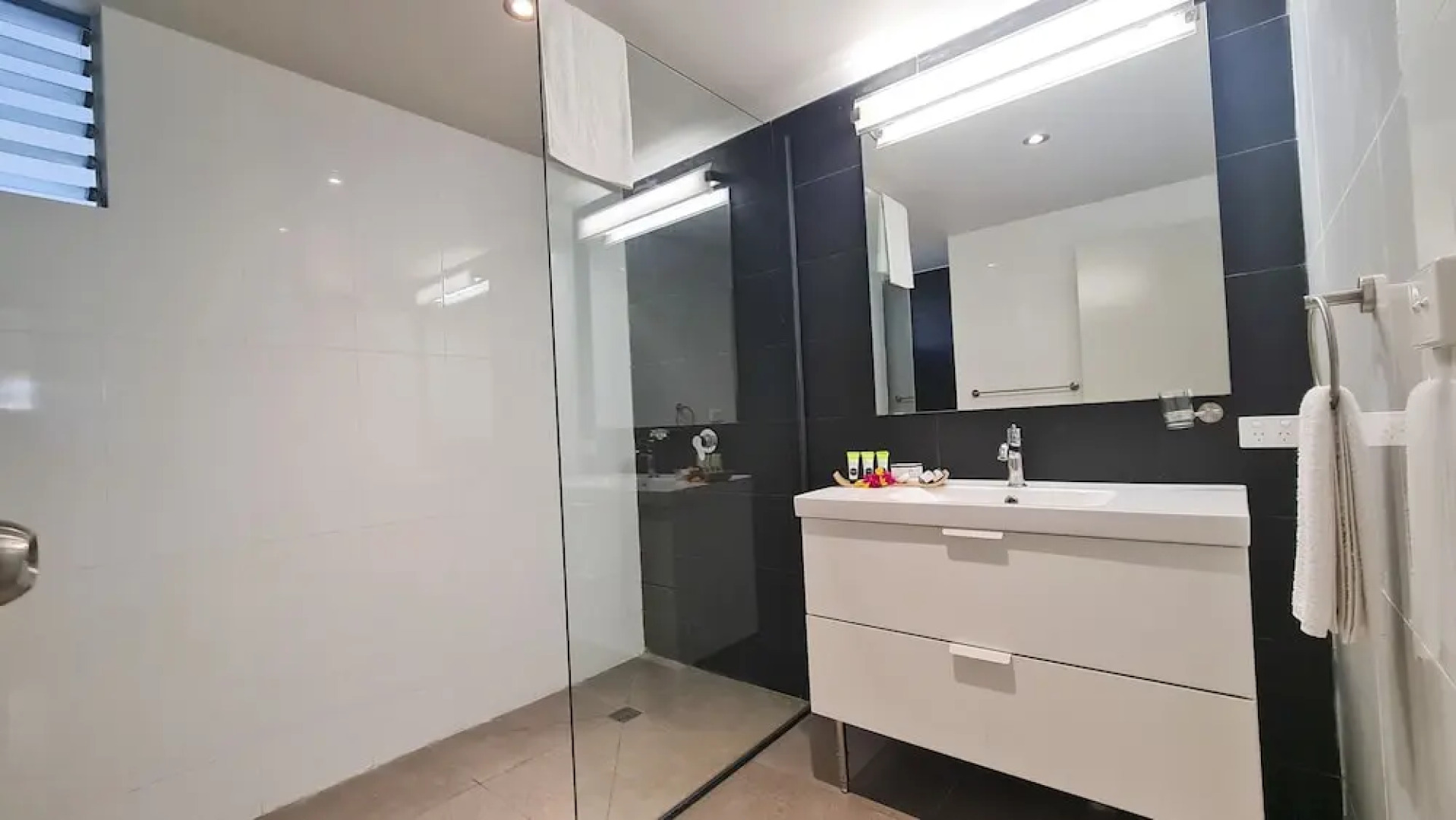 Seafront Apartment Coral Coast