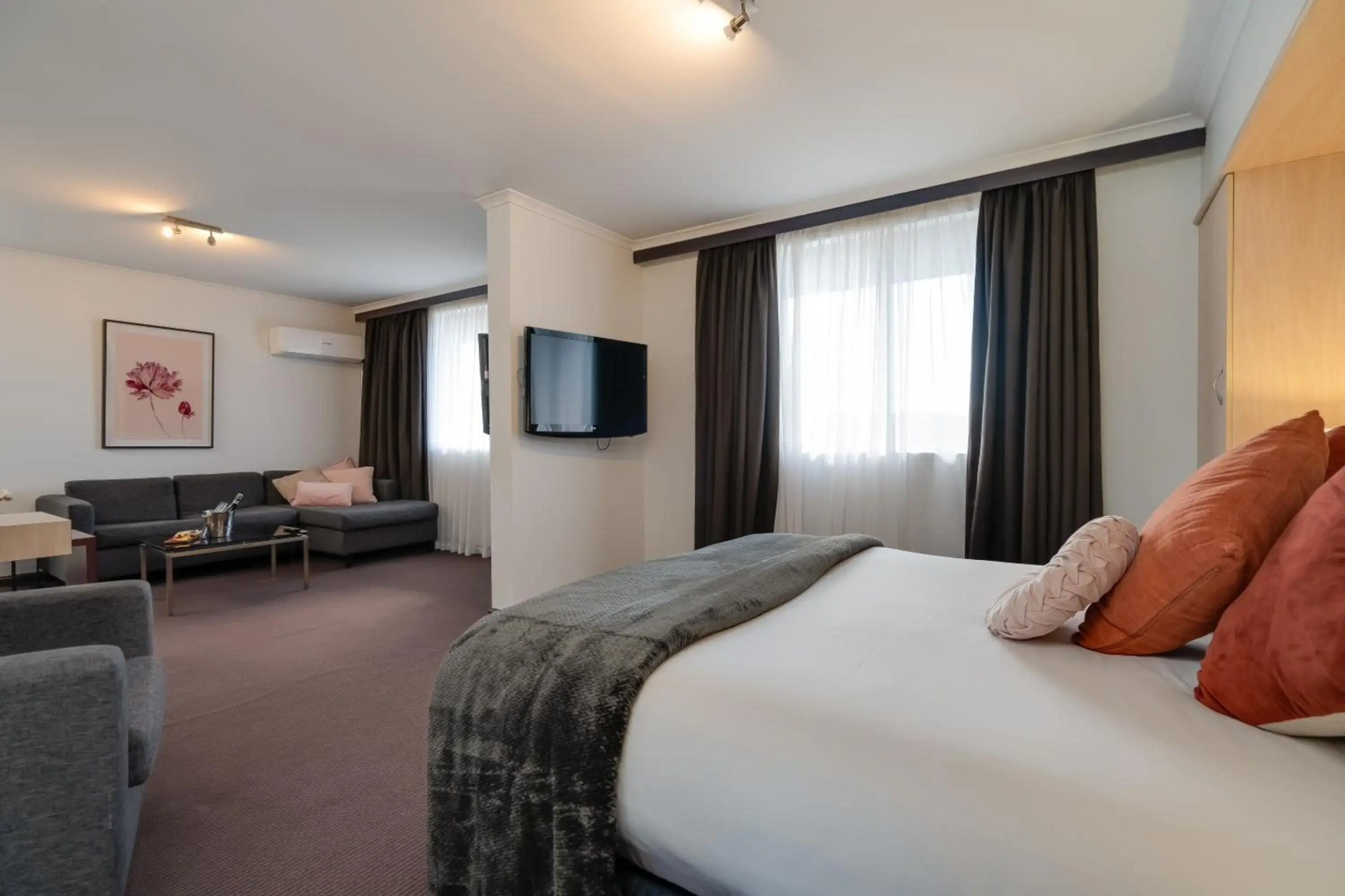 Mercure Albury