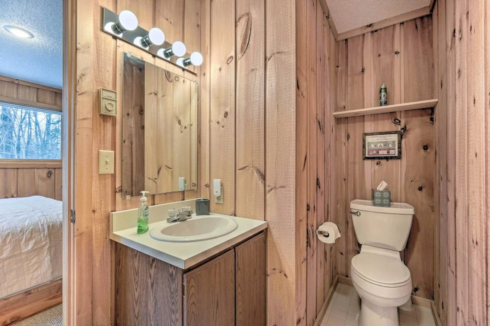 Relaxing Home Mins From Mt Snow, Hiking, & Lakes