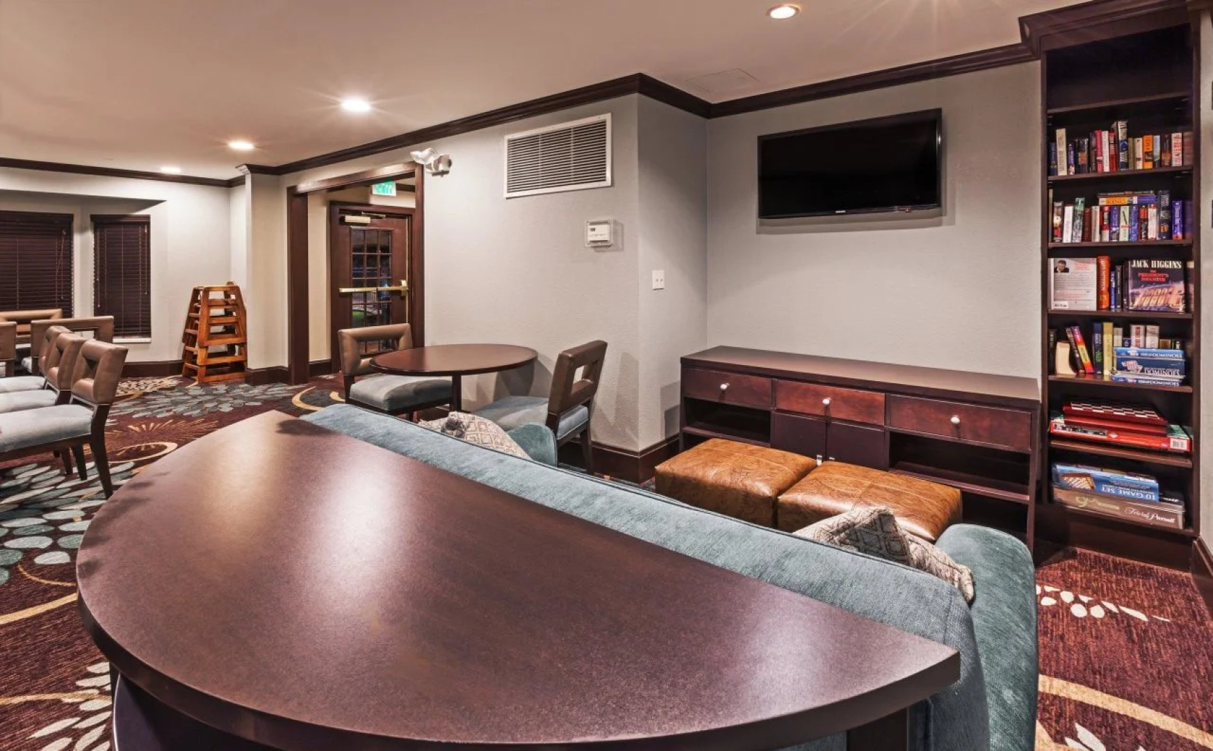 Staybridge Suites Woodland Hills by IHG