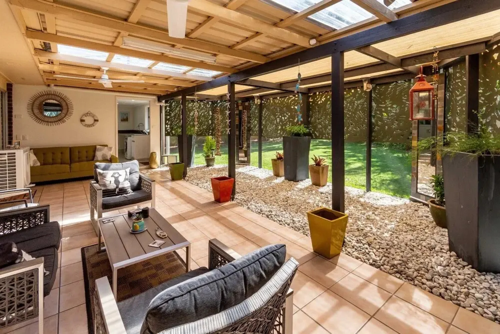 Kokomo, thats where we want to go - Bellara