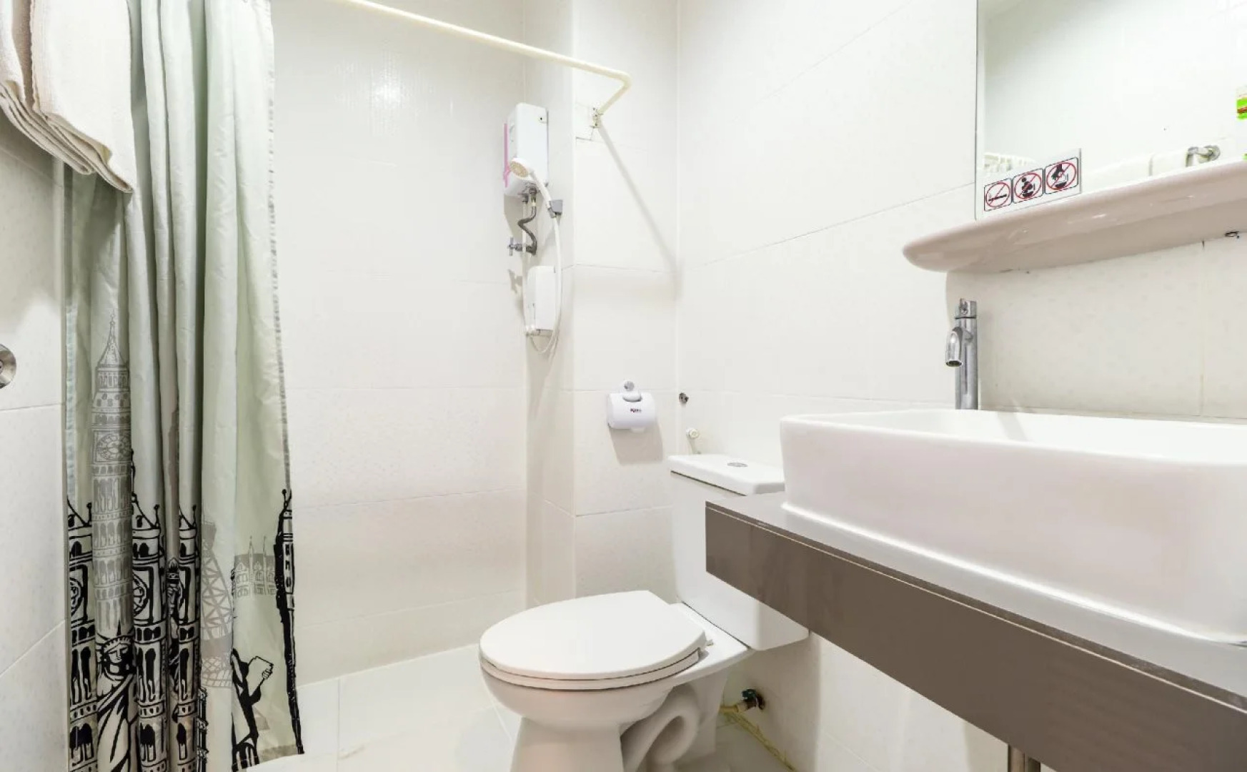 The Battery Park Midtown Boutique Hotel