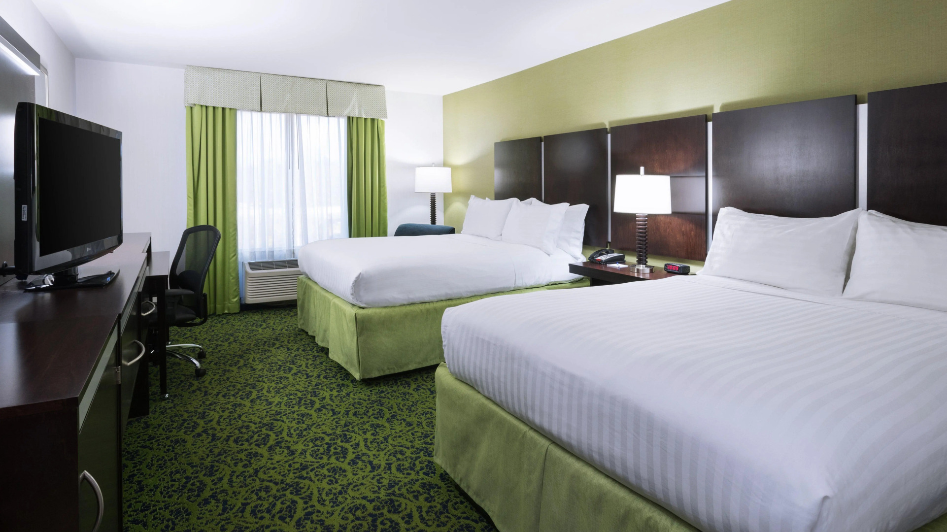 Holiday Inn Express and Suites - Stroudsburg