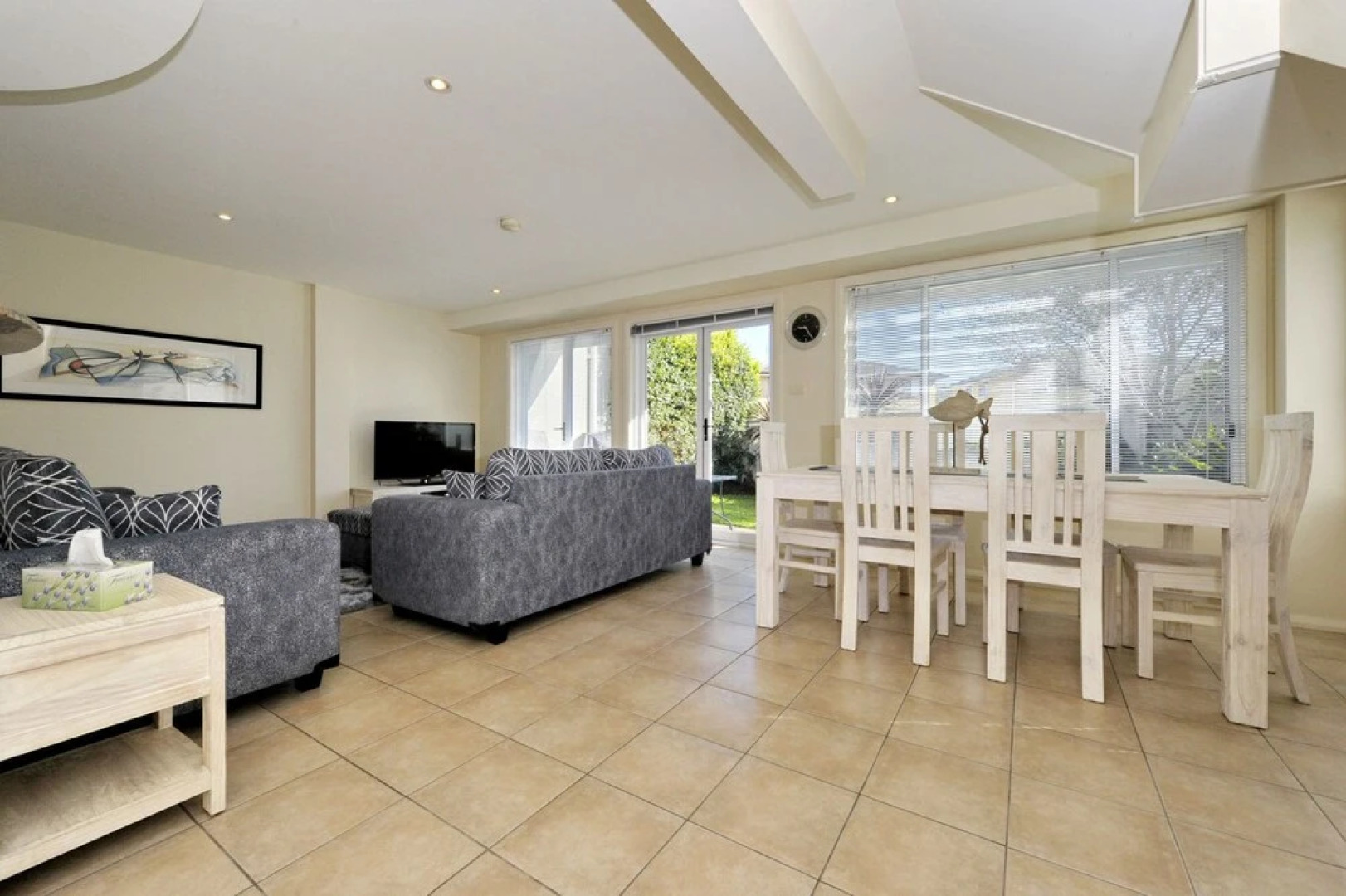 Sandcastles Unit 9 - Fingal Bay