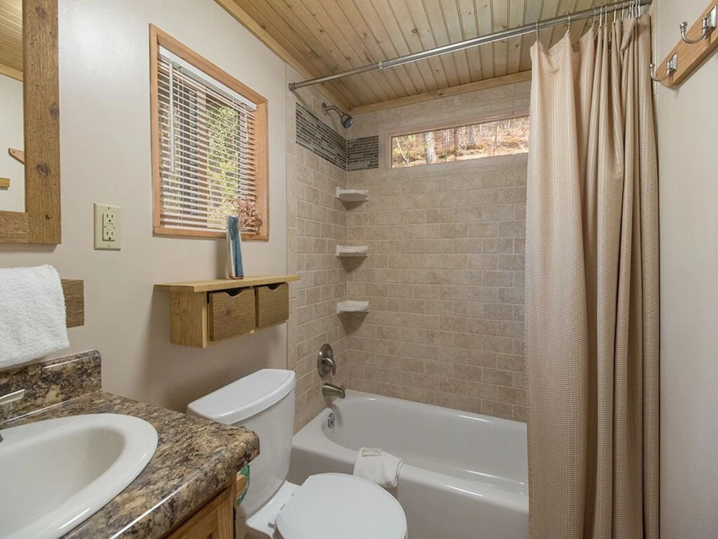 Mountain Top - Two Bedroom Cabin