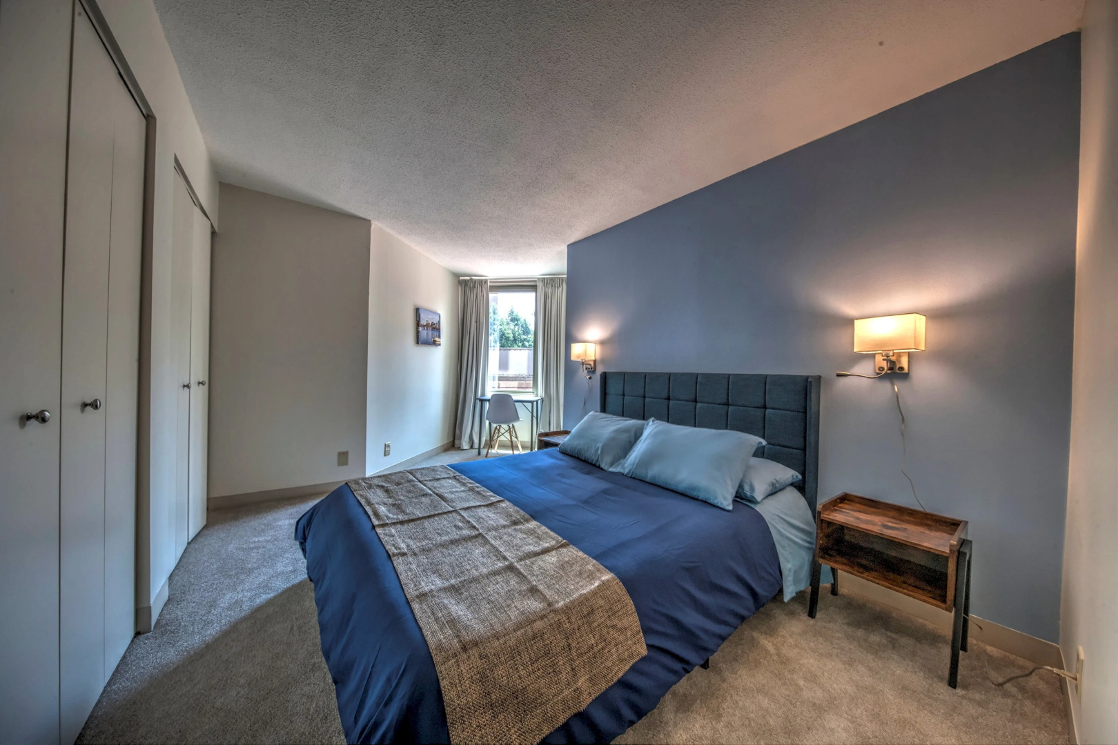 Upscale Apt with Private Work From Anywhere Office